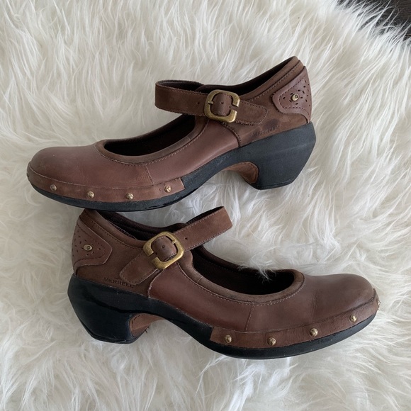 mary jane style shoes